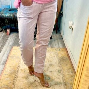 💞Rich & Skinny,Hint of Pink,Mid-Rise, Tapered Jeans,Excellent Condition,Size 26